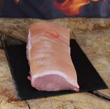 junges Karree mit Schwarte zum Braten