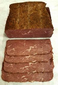 Pastrami geschnitten