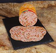 frische Pikanwurst im Ganzen oder geschnitten